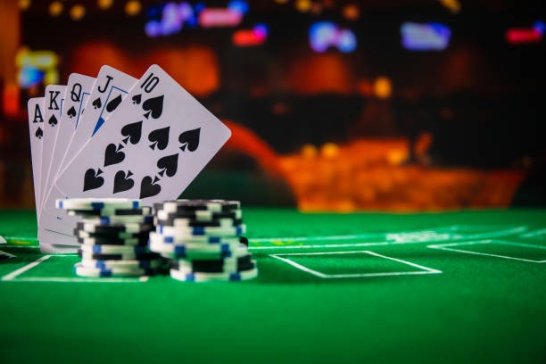fortunabola login mobile app interface showing football markets and live casino tables on Android and iOS screens